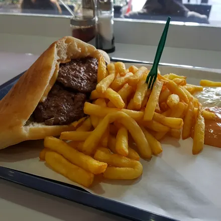 Sandwich steak et frites